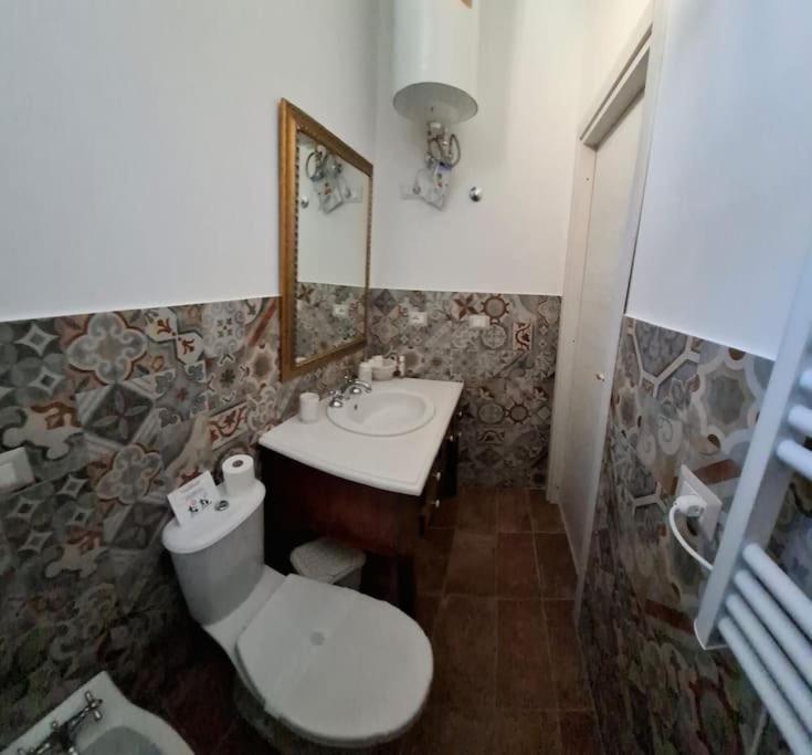 Casa Vacanze Vico Minaudo CTA Exterior foto